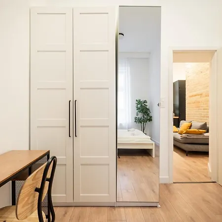 Appartamento Dessewffy 38 - Boutique Apartments, Location. By Bqa